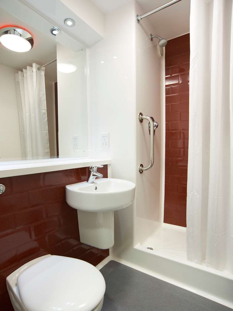 Travelodge London Barking Chambre photo